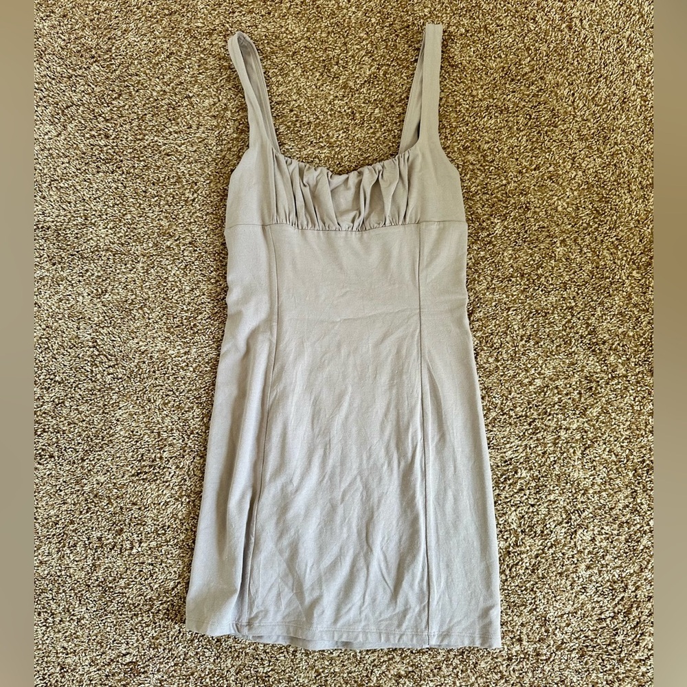 Aritzia Wilfred Gray Sleeveless Orbit Mini Dress Size Medium